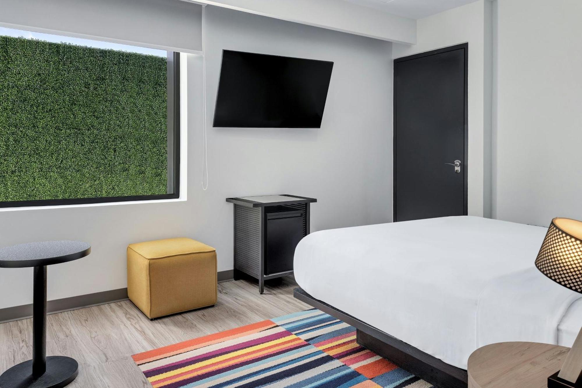 Aloft Santo Domingo Piantini Hotel Екстериор снимка
