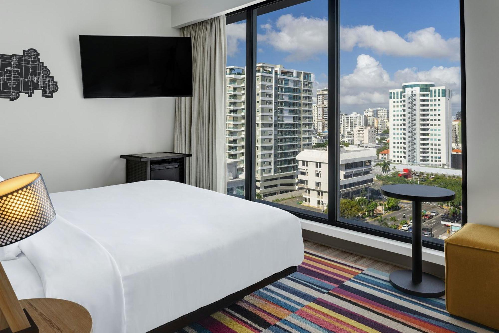 Aloft Santo Domingo Piantini Hotel Екстериор снимка